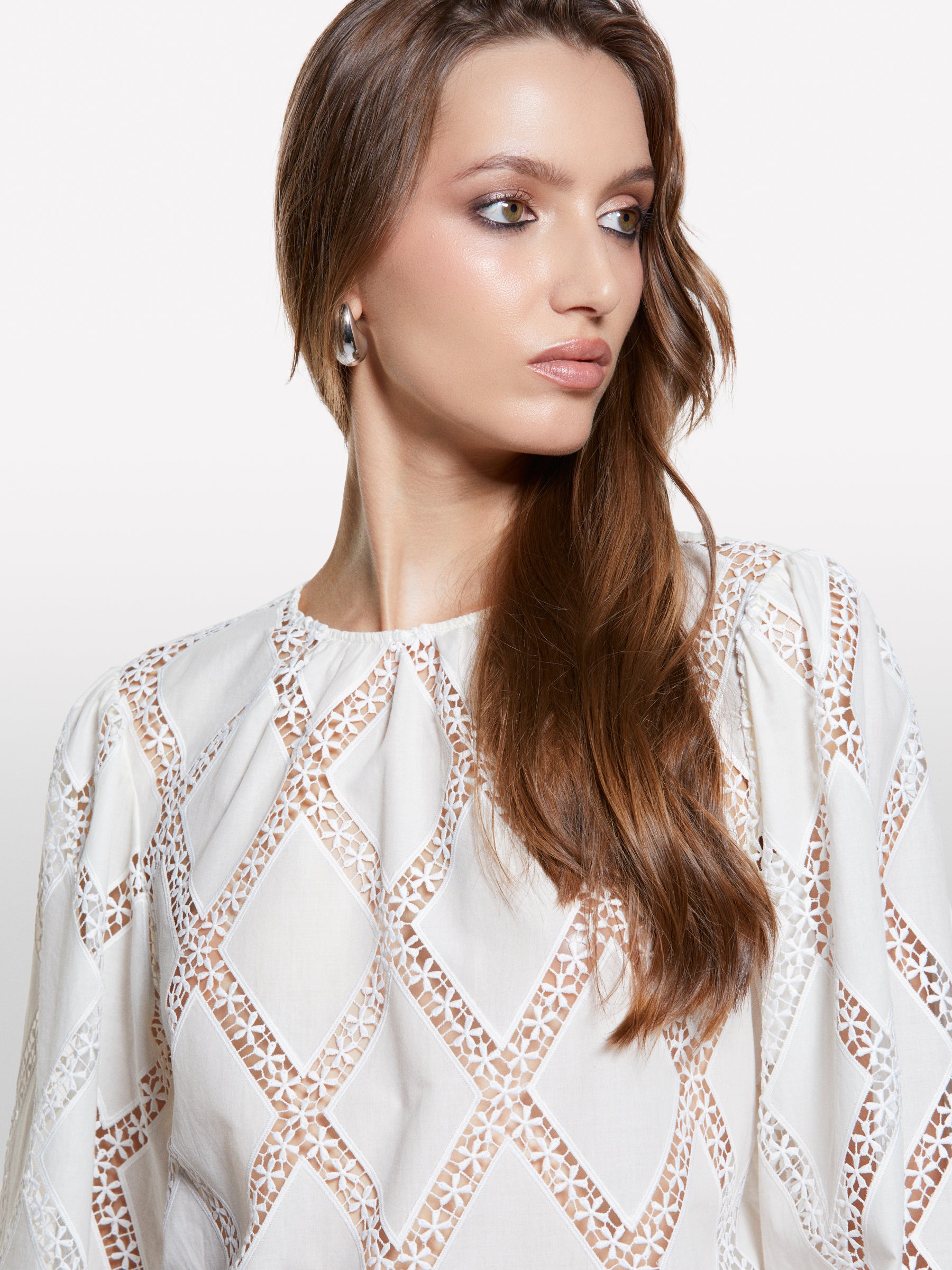 Blusa branco nata com renda - ucb_image_FY