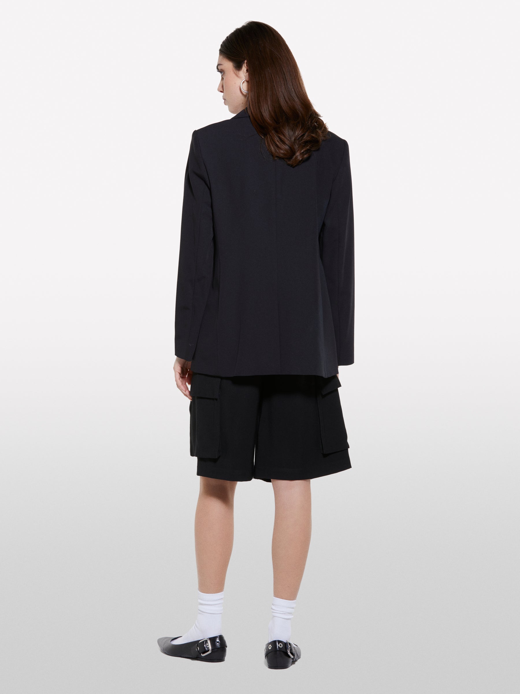 Bermudas pretas com bolsos - ucb_image_B
