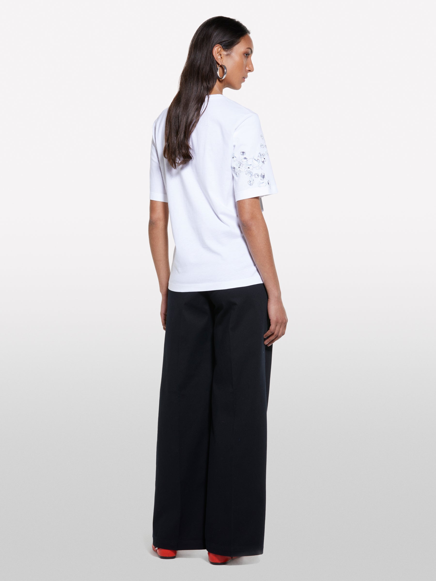 T-shirt branca com estampa - ucb_image_B