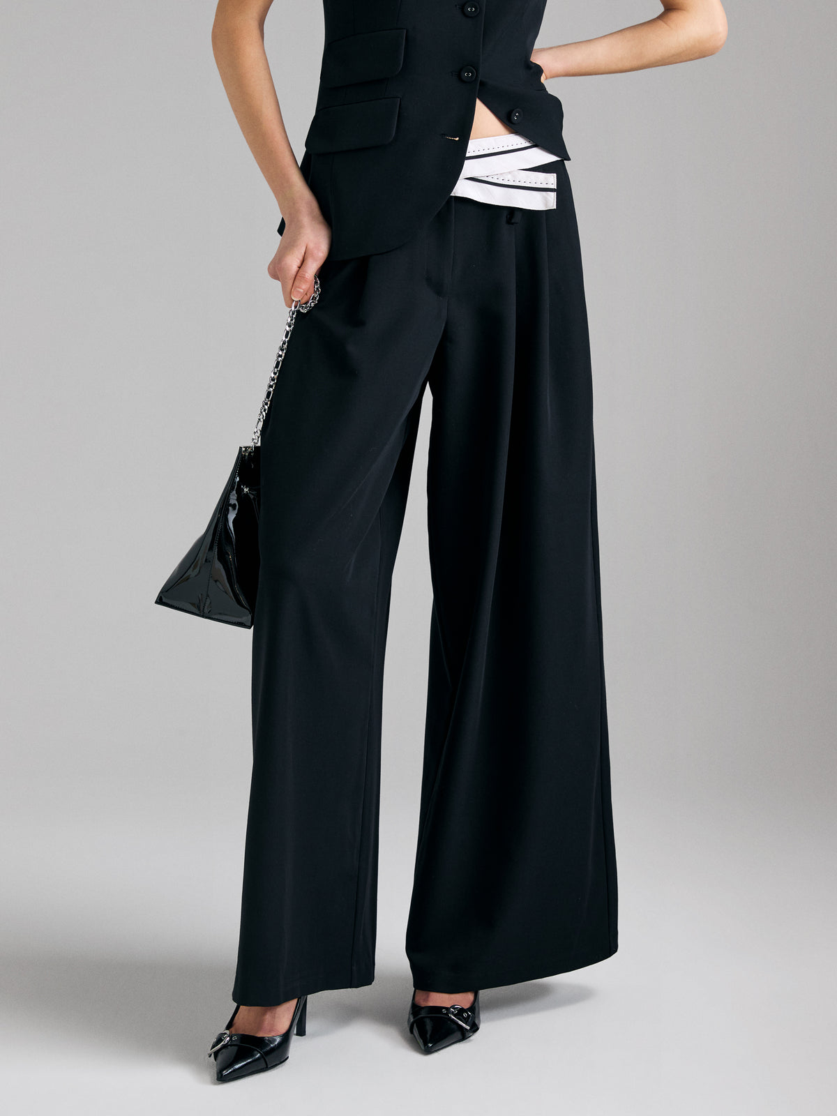 Contrast trousers