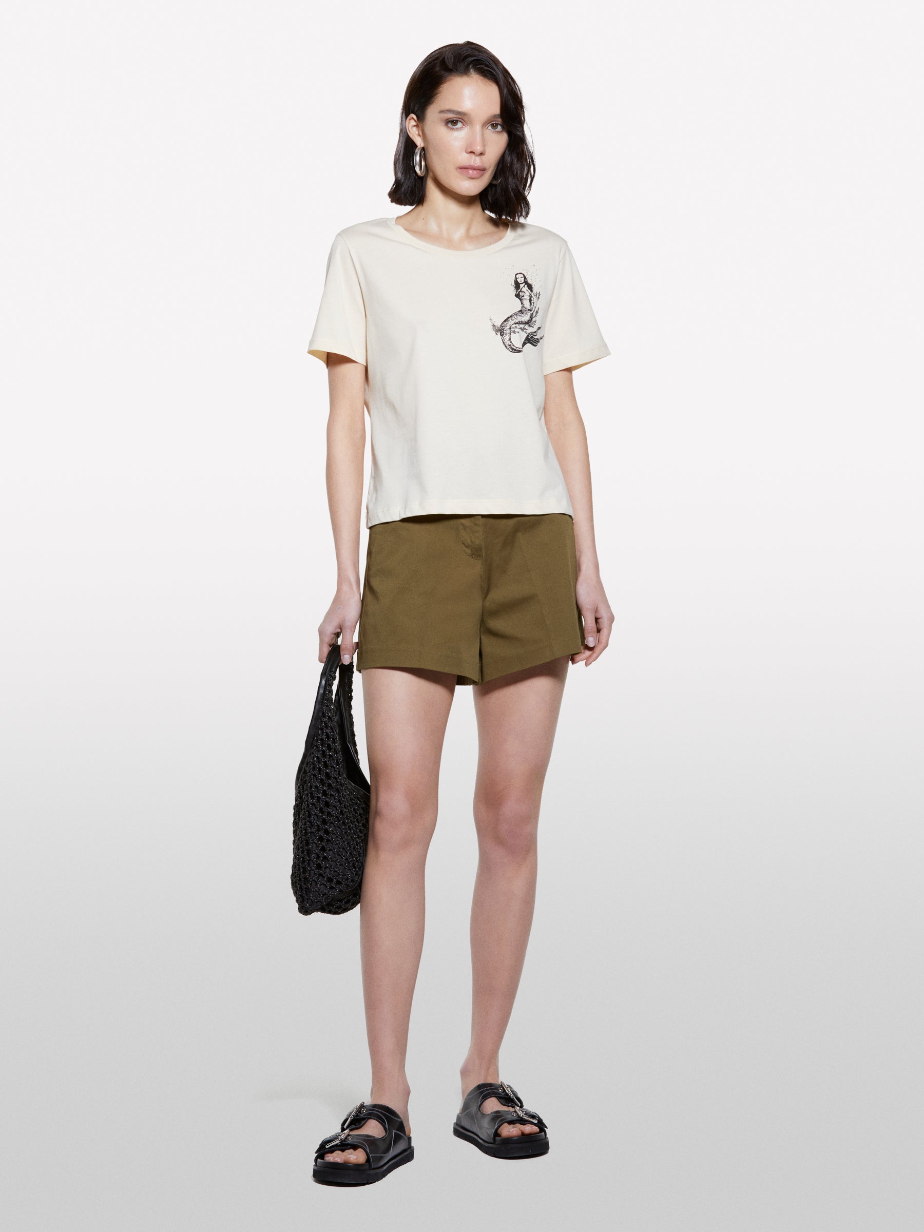 T-shirt areia com estampa de sereia - ucb_image_F