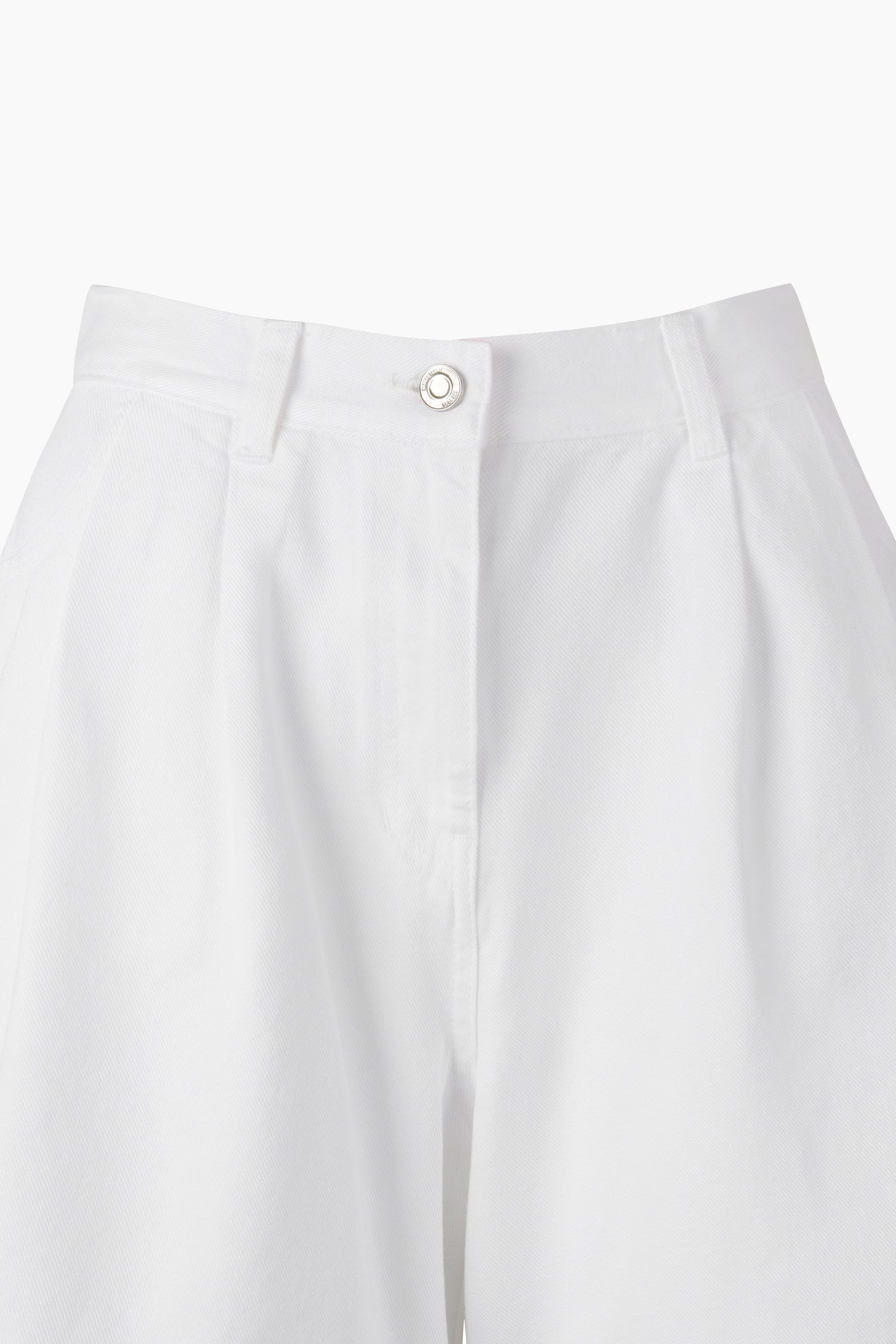 Shorts de jeans com pinças - ucb_image_BS