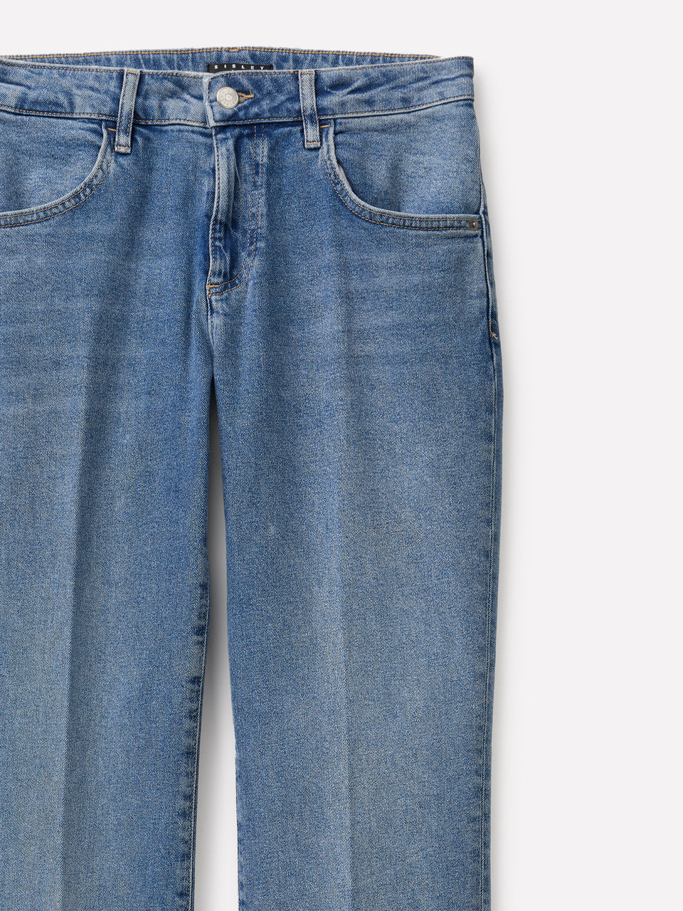 Jeans modelo Cannes flare fit - ucb_image_DS1