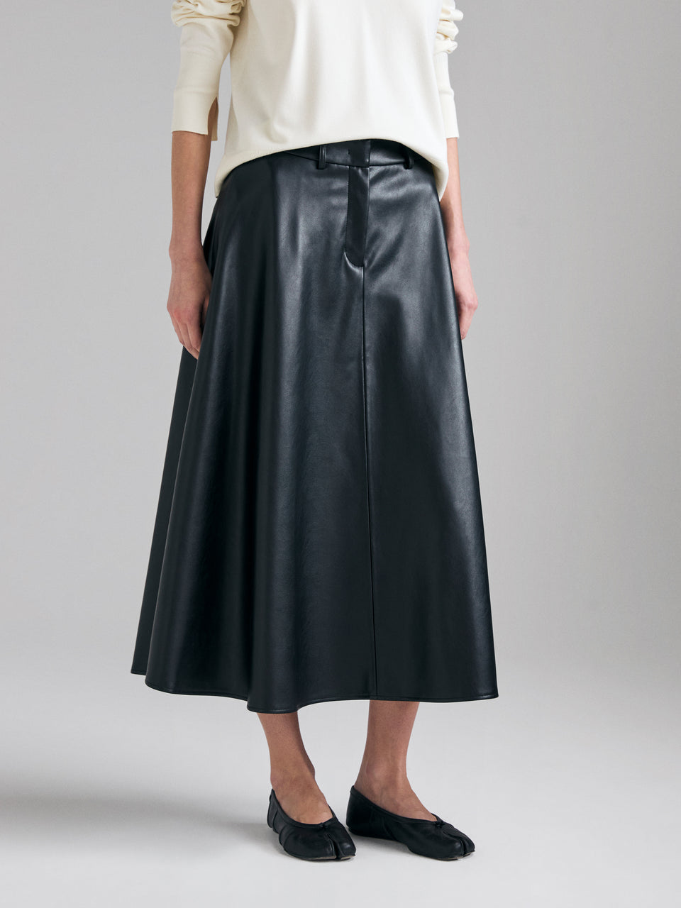 Saia rodada  - ucb_image_FY