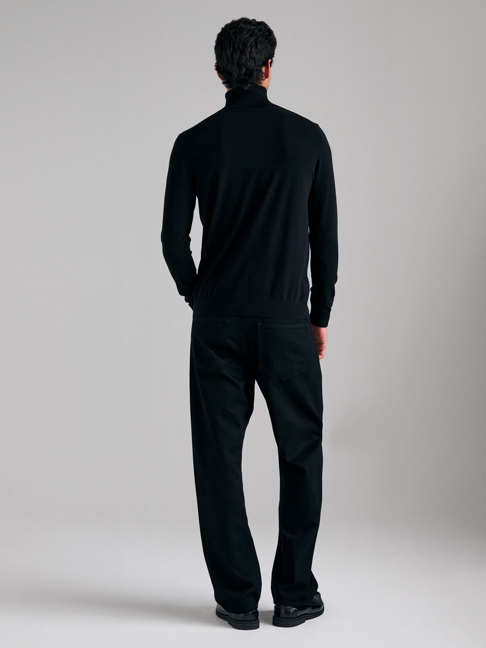 Camisola de gola alta regular fit - ucb_image_B