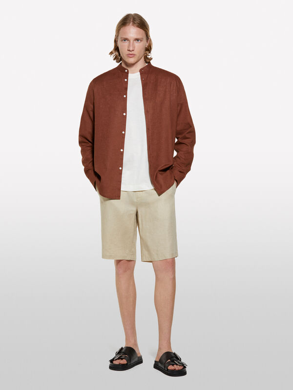 Dunkelbraunes Mandarinenhemd - regular hemden für herren | Sisley