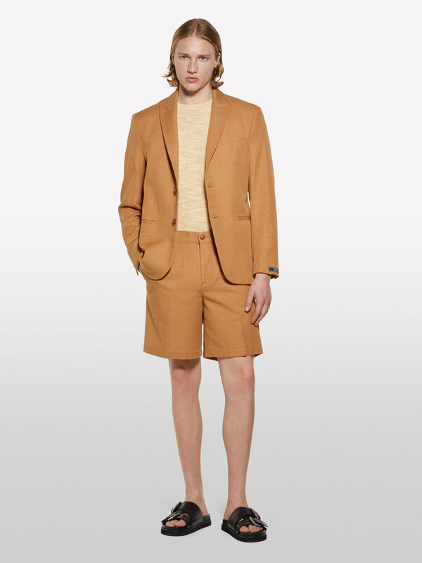Kamelfarbene Bermuda-Shorts mit normaler Passform - shorts für herren | Sisley