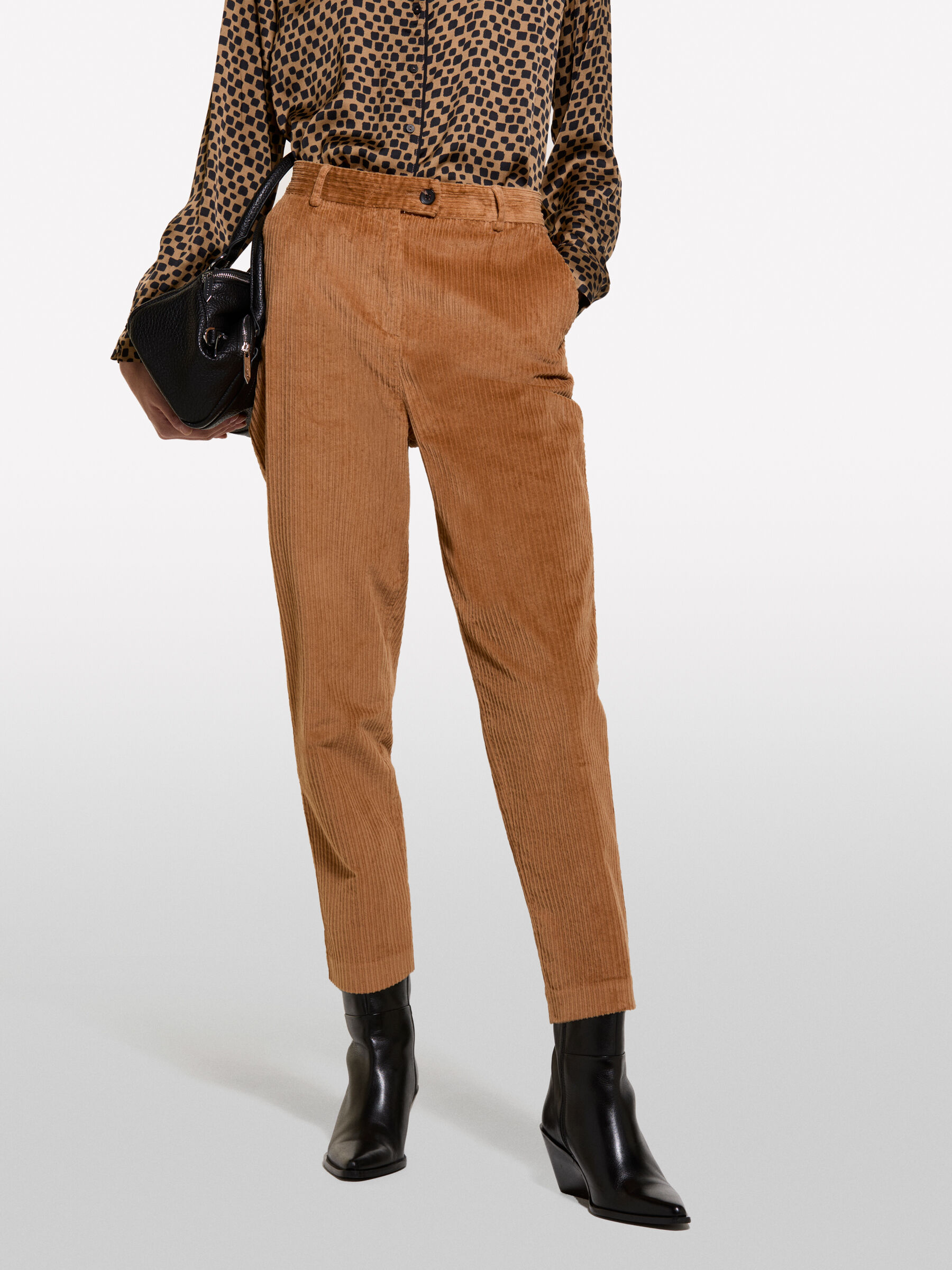 TROUSERS Damen image number null