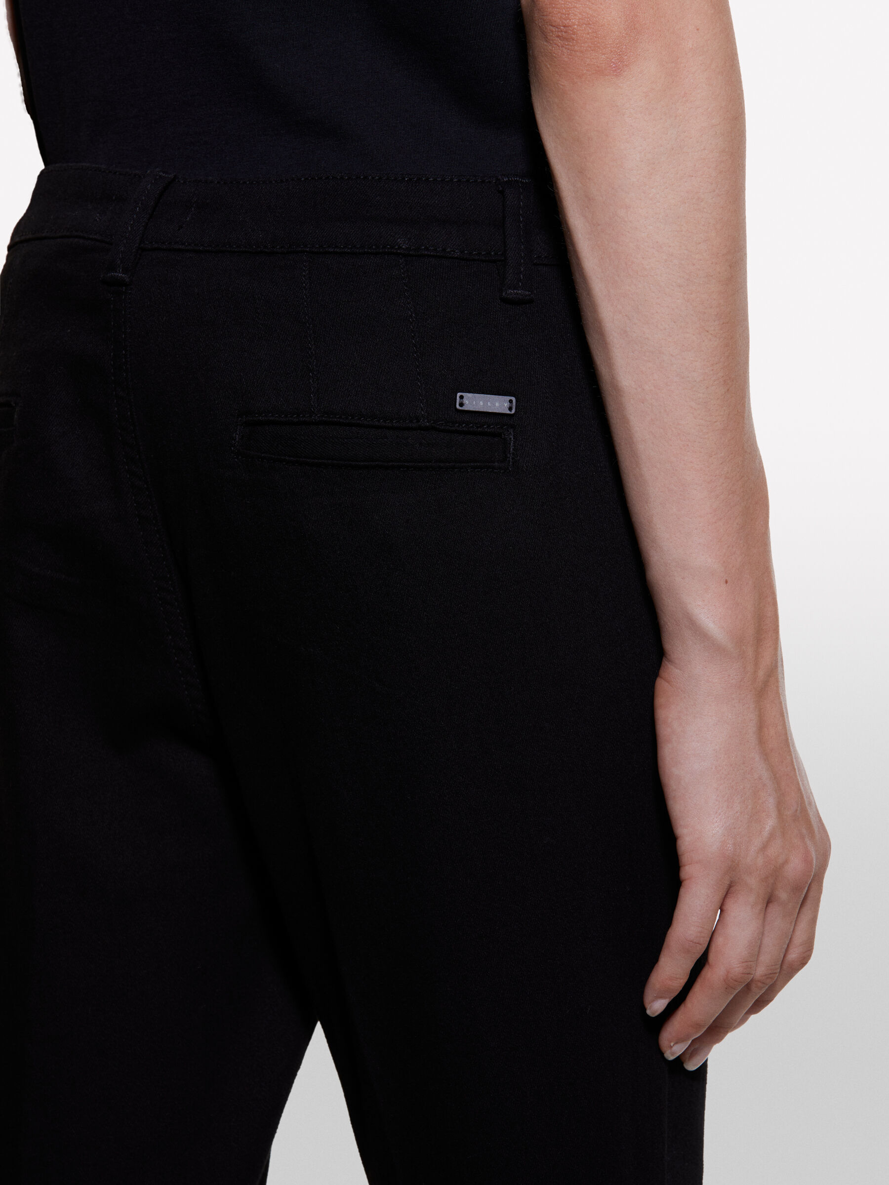 TROUSERS Damen image number null