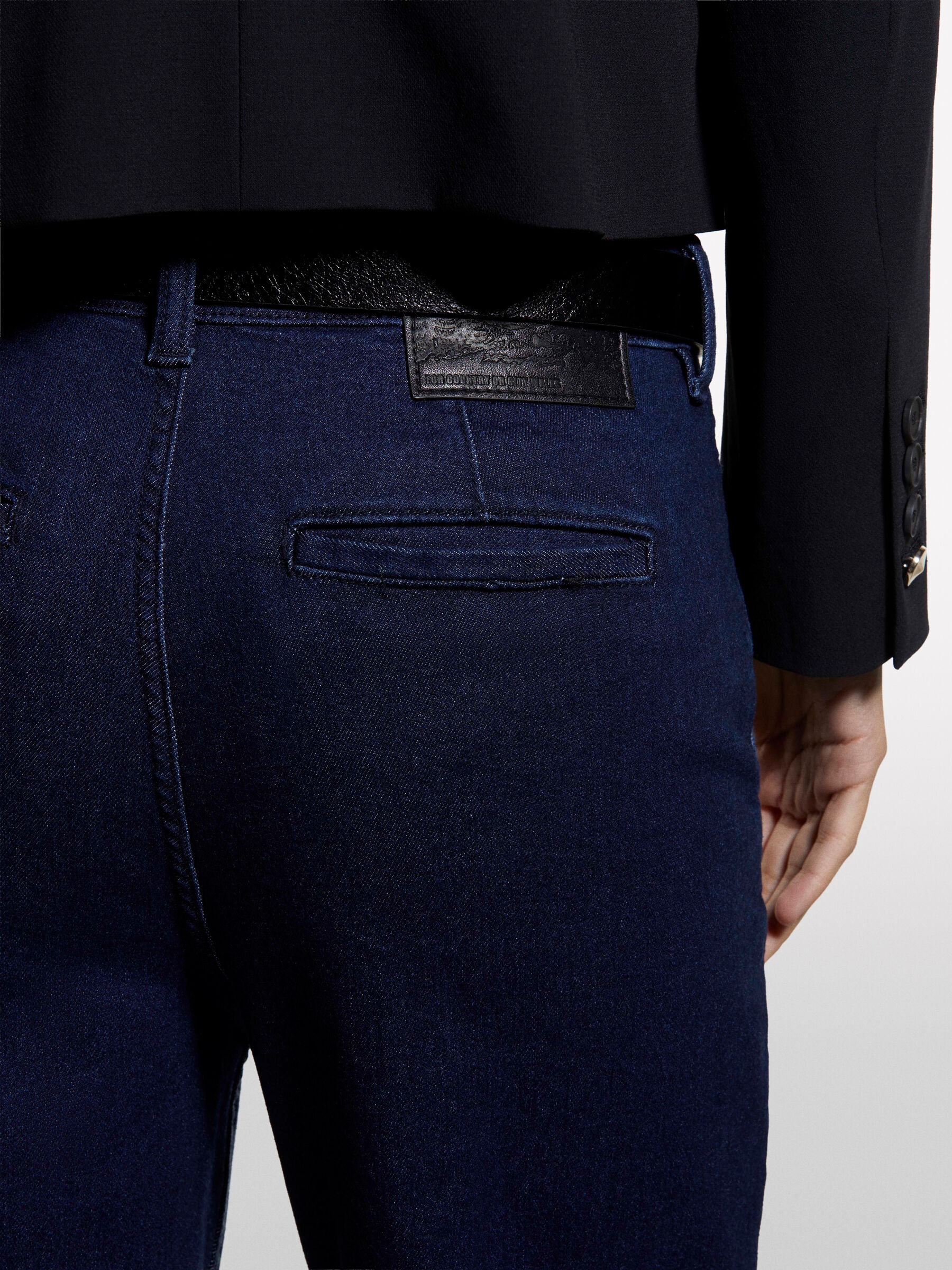 TROUSERS Damen image number null