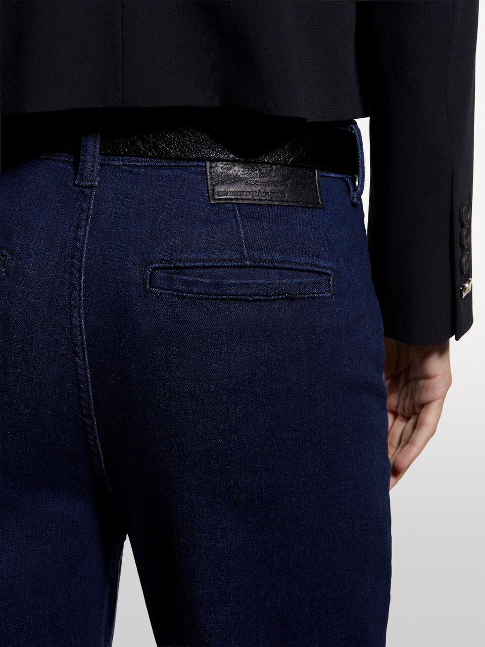 TROUSERS Damen image number null