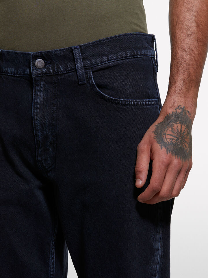 Schwarze Jeans im Regular Fit Style 75 - regular jeans für herren - Schwarz | Sisley image number 4