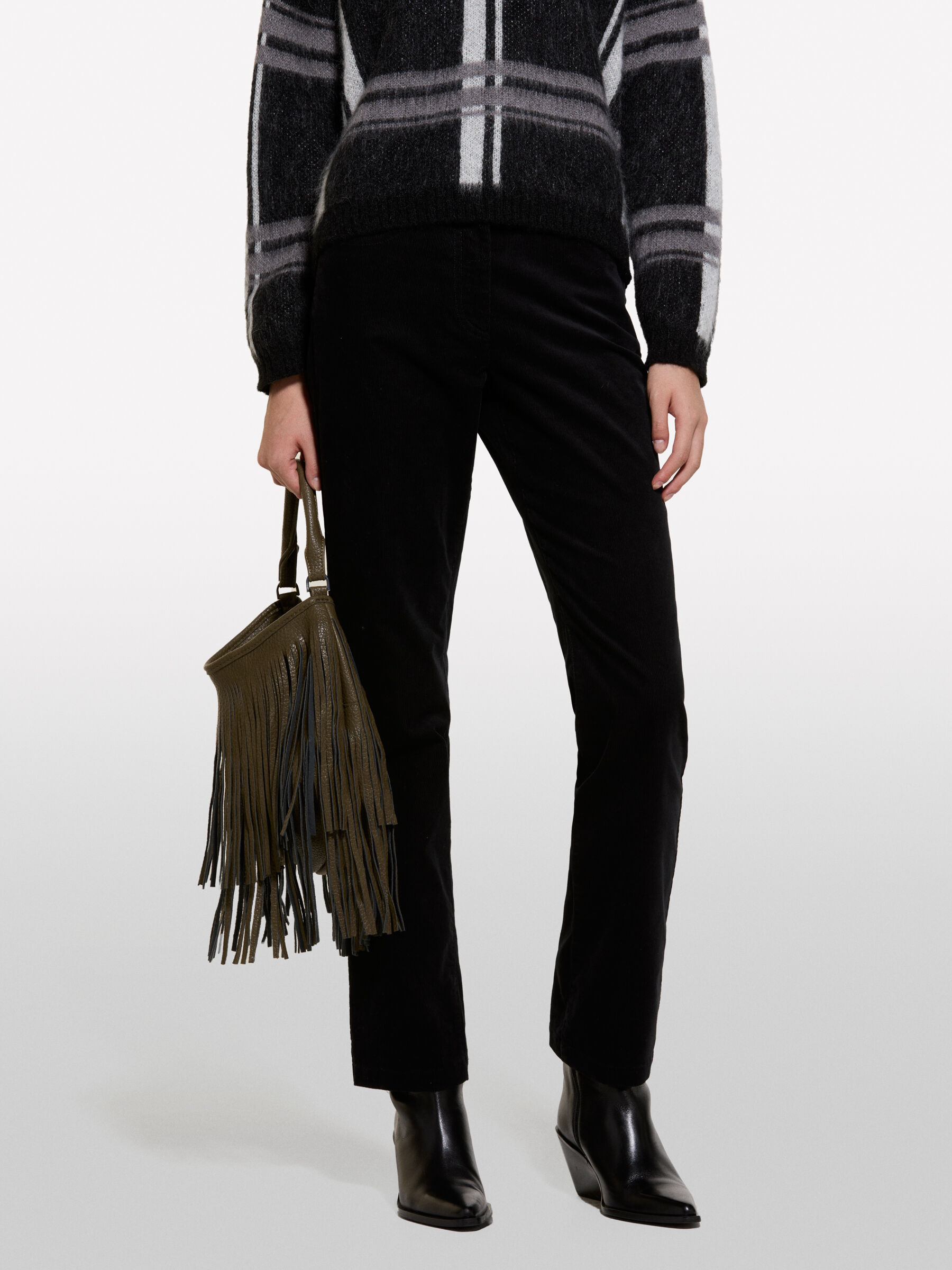 TROUSERS Damen image number null