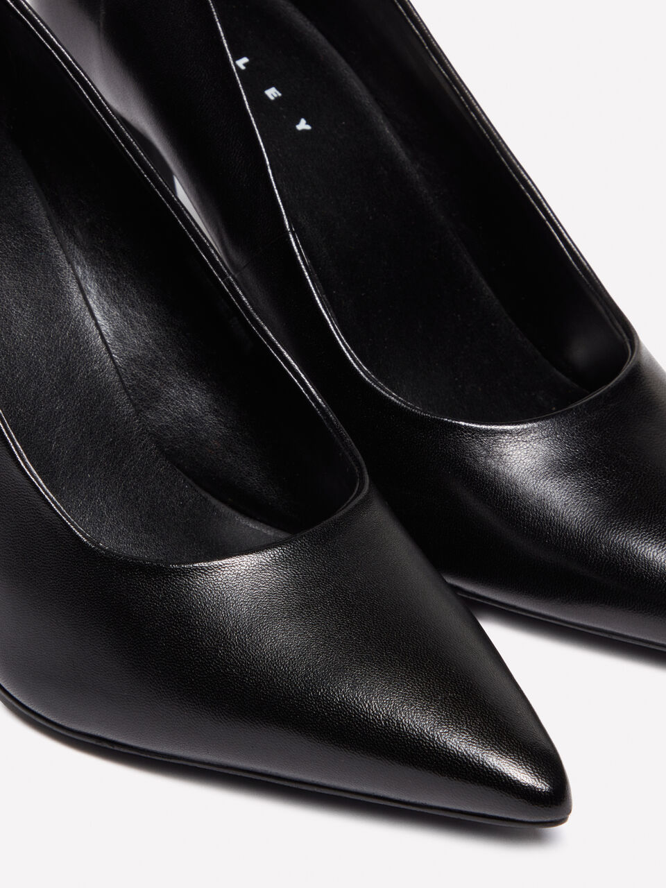 DECOLLETE Damen image number null