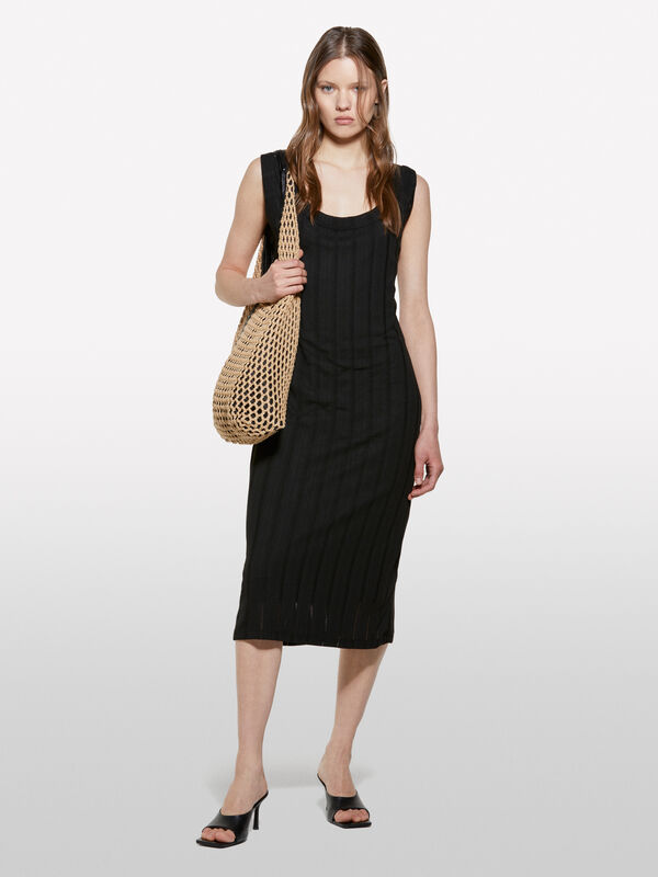 Schwarzes geripptes Kleid - midi kleider für damen | Sisley