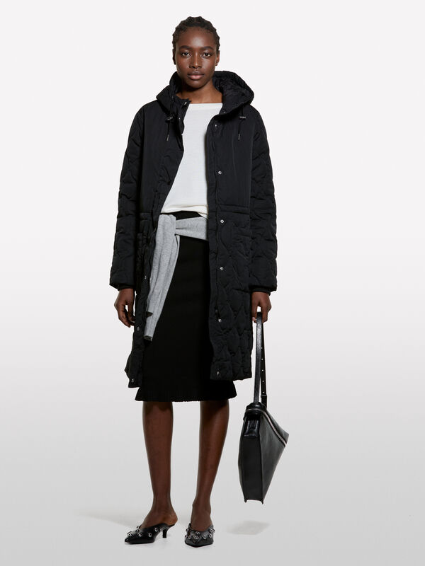 Cremeweißer Pullover mit U-Boot-Ausschnitt - pullover u-bootausschnitt für damen | Sisley