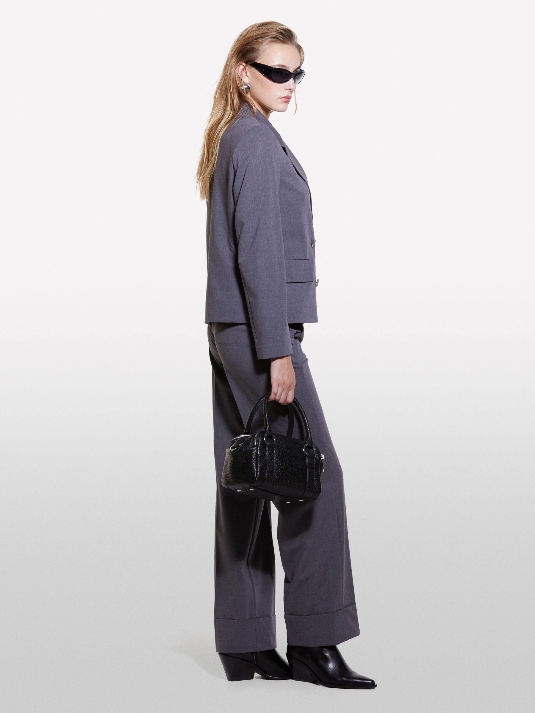 TROUSERS Damen image number null