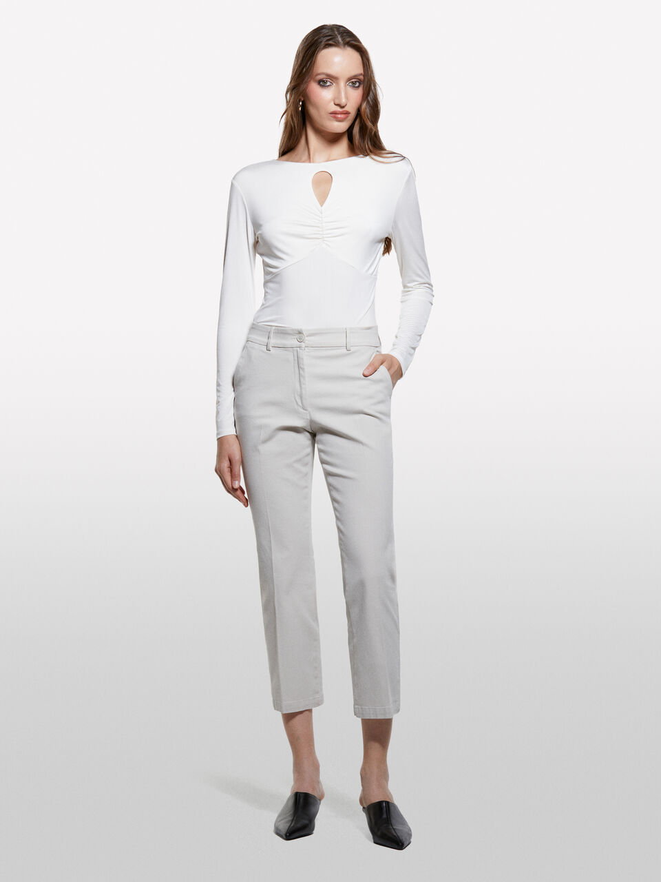TROUSERS Damen image number null