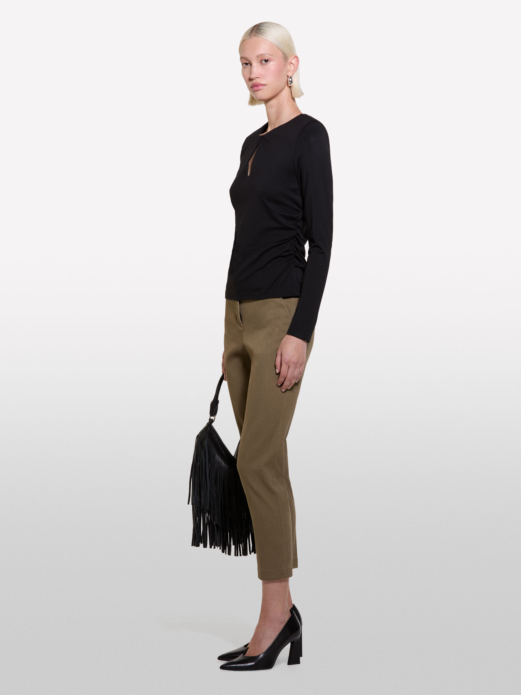 TROUSERS Damen image number null