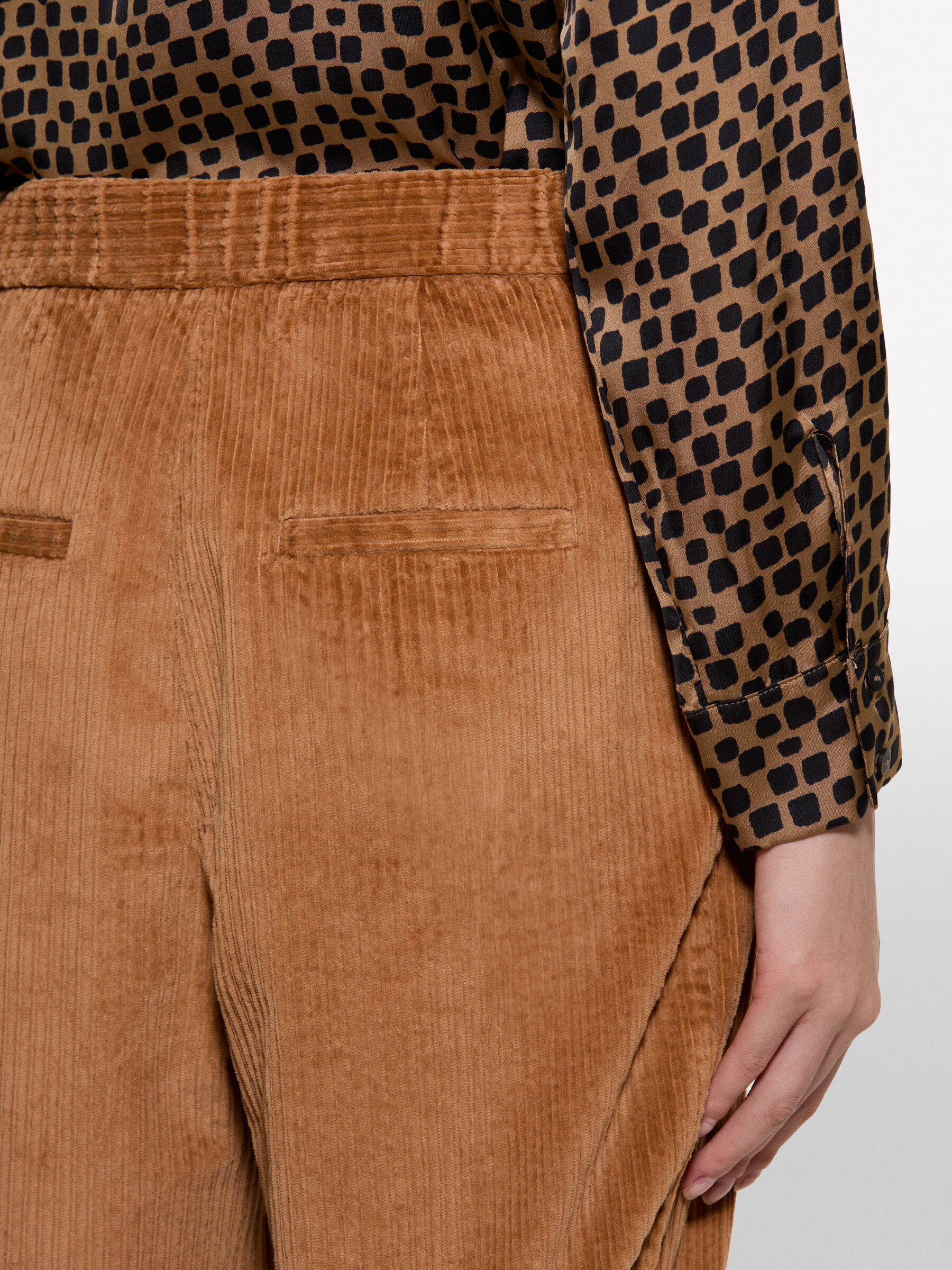 TROUSERS Damen image number null