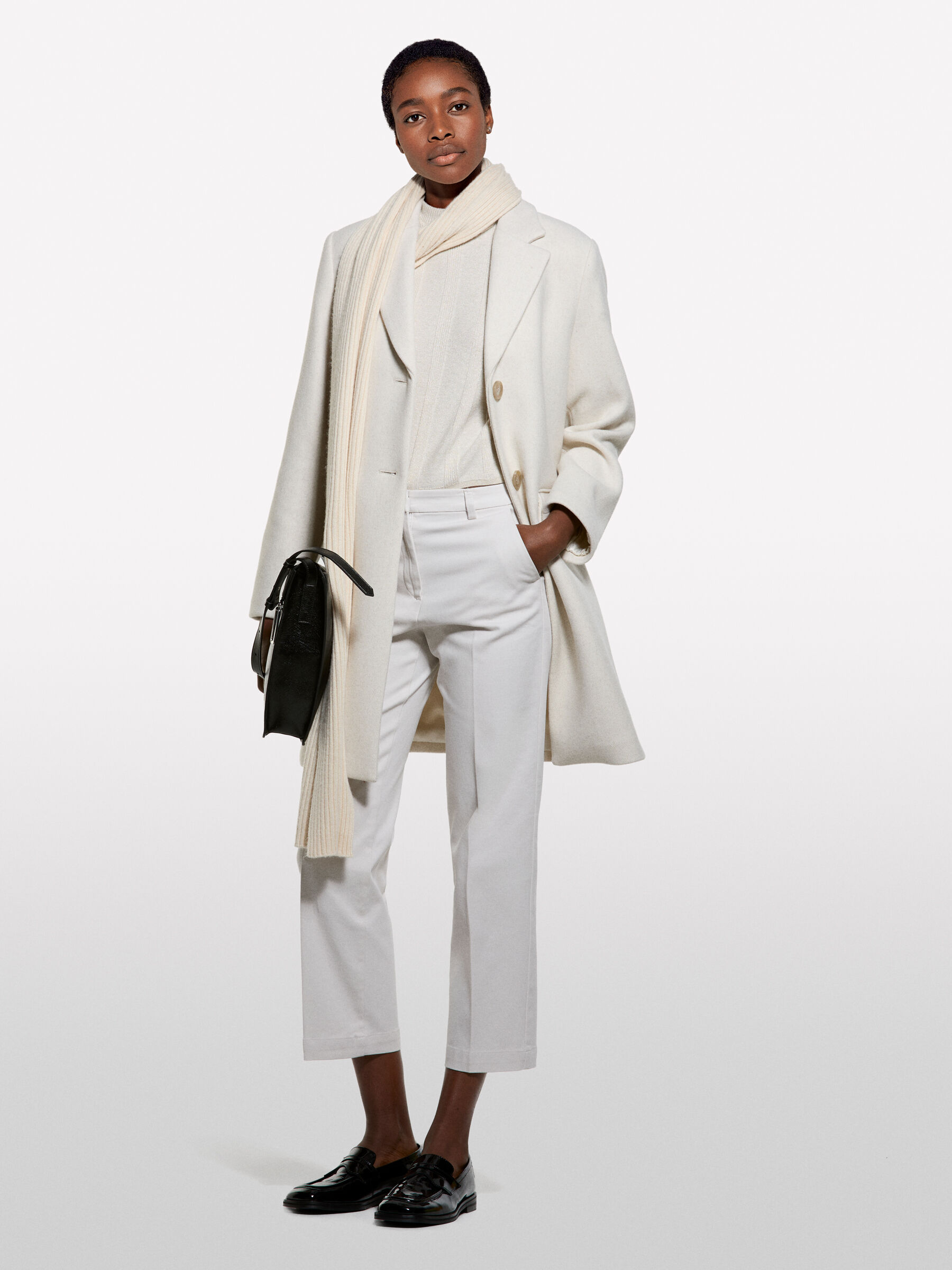 TROUSERS Damen image number null