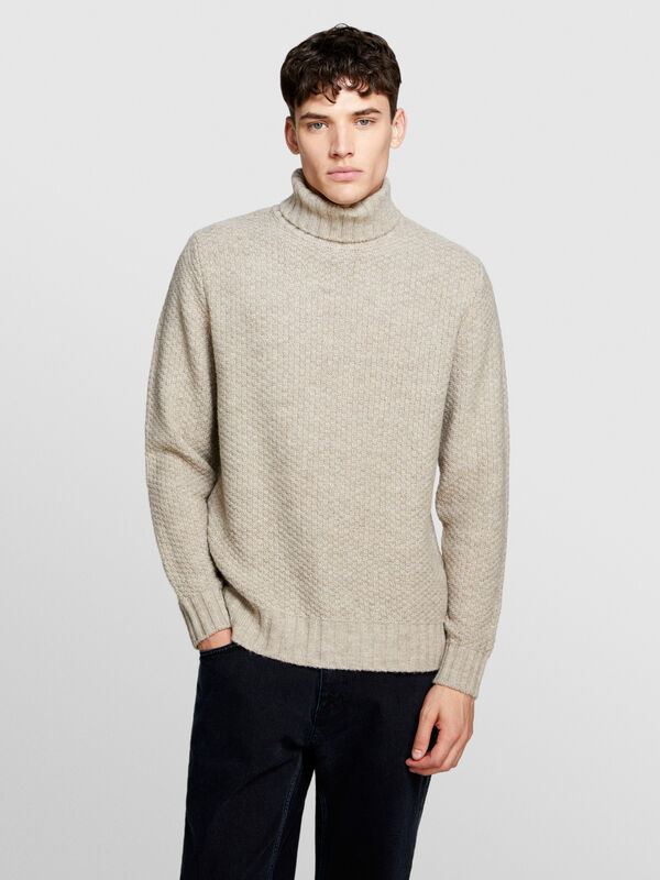 Beiger Pullover, texturiert mit hohem Kragen - pullover hoher kragen f&uuml;r herren | Sisley