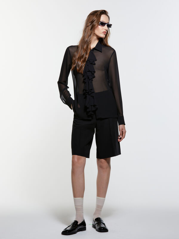 Schwarzes Hemd mit Rüschen Schwarzes Hemd mit Rüschen - hemden für damen | Sisley