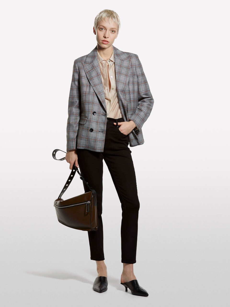 TROUSERS Damen image number null