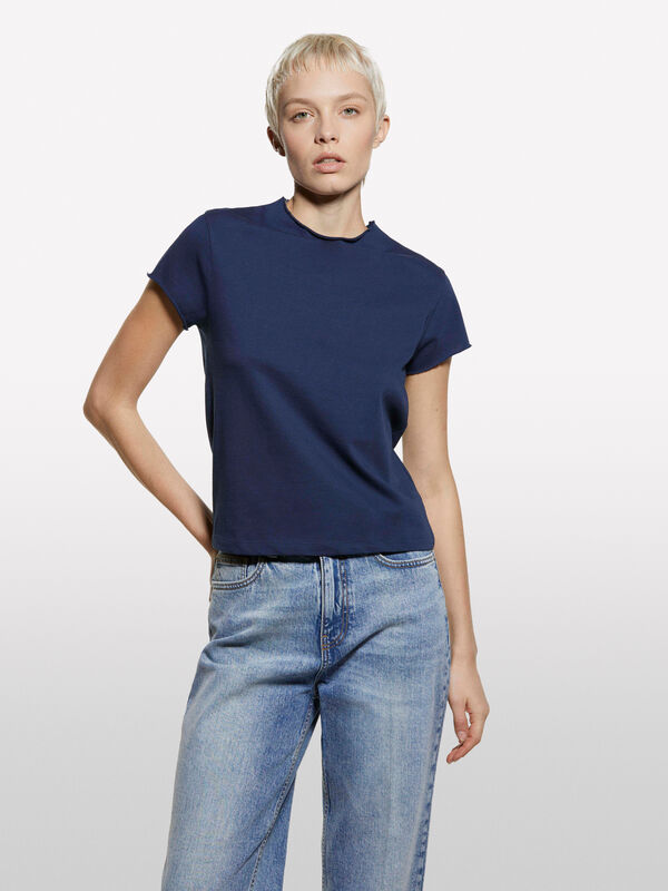 Dunkelblaues Neckholder-T-Shirt Dunkelblaues Neckholder-T-Shirt - kurzärmeliges t-shirt für damen | Sisley