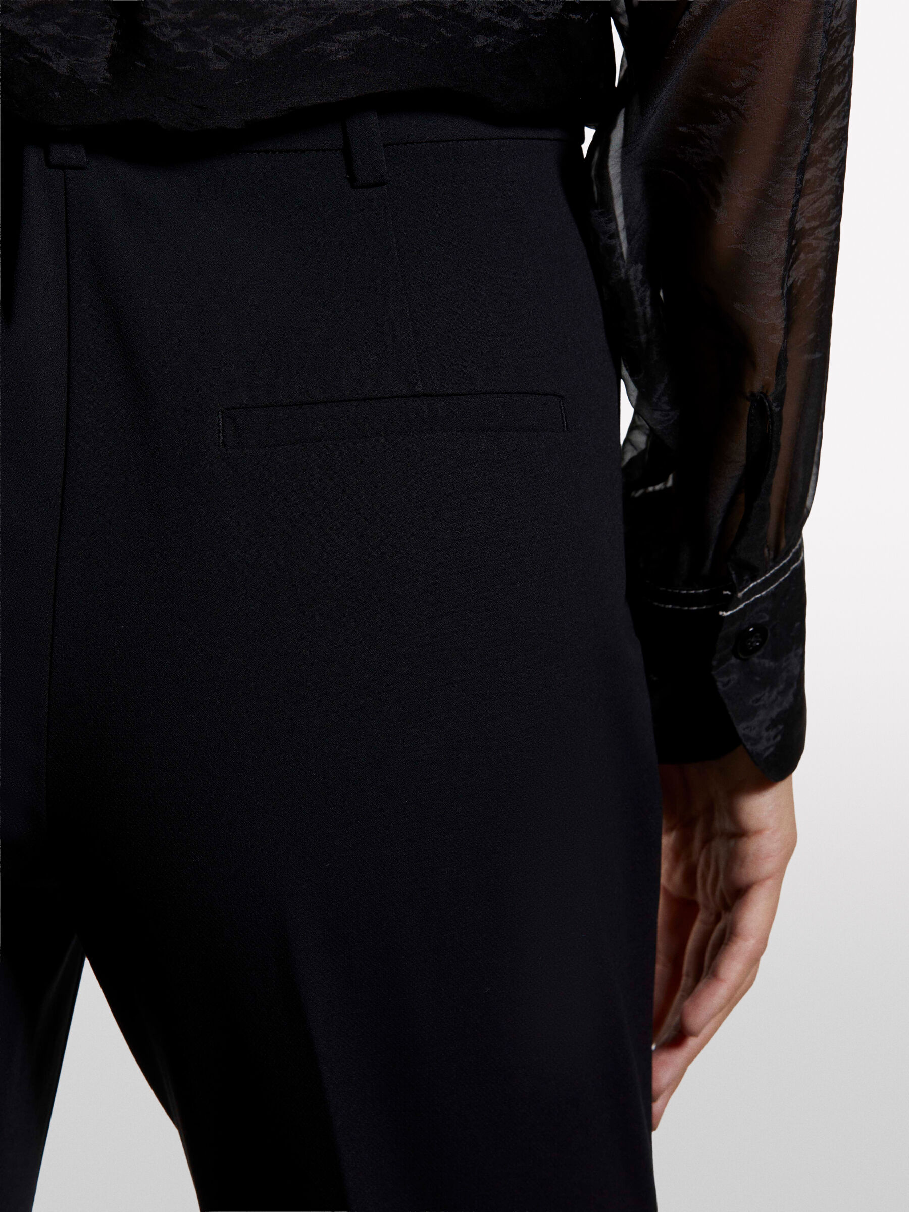 TROUSERS Damen image number null