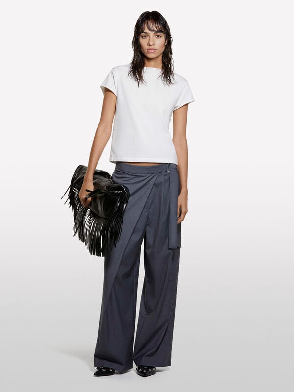 Weißes T-Shirt mit Neckholder Weißes T-Shirt mit Neckholder - kurzärmeliges t-shirt für damen | Sisley