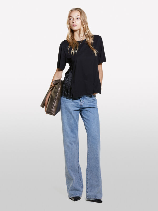 Schwarzes T-Shirt mit Plissee - kurz&auml;rmeliges t-shirt f&uuml;r damen | Sisley