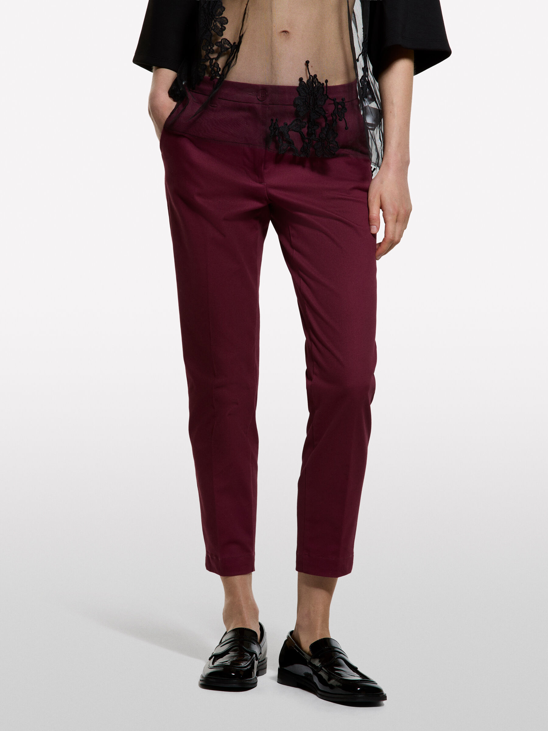 TROUSERS Damen image number null