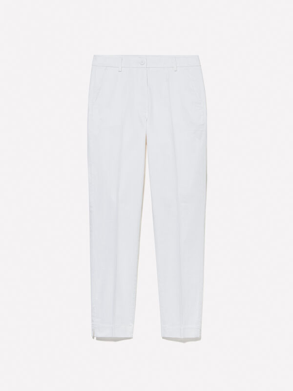 Weiße Chinos mit normaler Passform Weiße Chinos mit normaler Passform - chino hosen für damen | Sisley