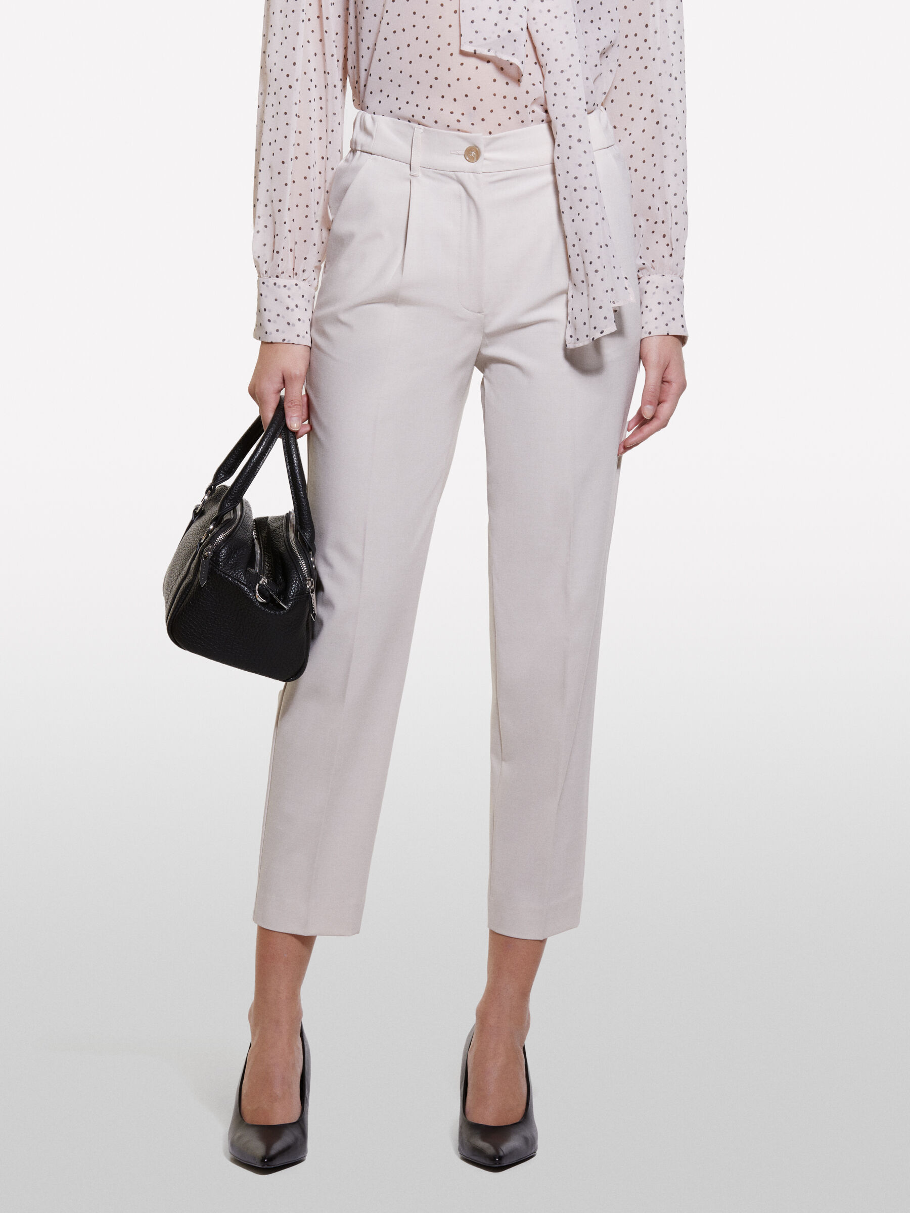 TROUSERS Damen image number null