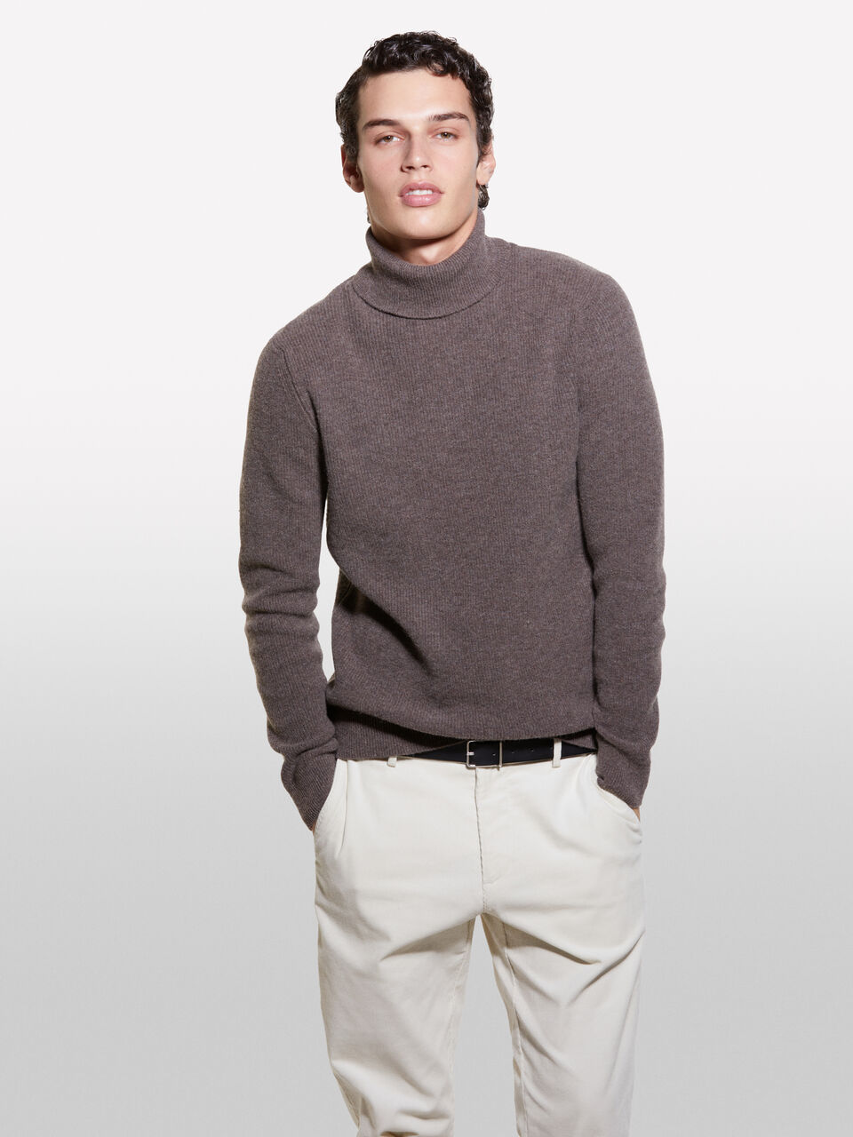 TURTLE NECK SWEATER Herren image number null