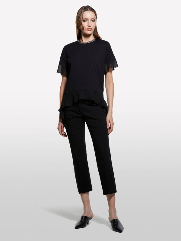 Schwarzes T-Shirt mit Rüschen Schwarzes T-Shirt mit Rüschen - kurzärmeliges t-shirt für damen | Sisley