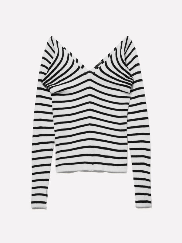 Mehrfarbig gestreifter Pulli in Slim Fit - pullover v-ausschnitt f&uuml;r damen | Sisley