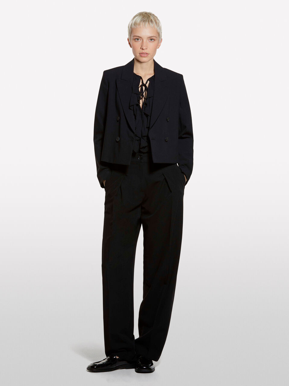TROUSERS Damen image number null