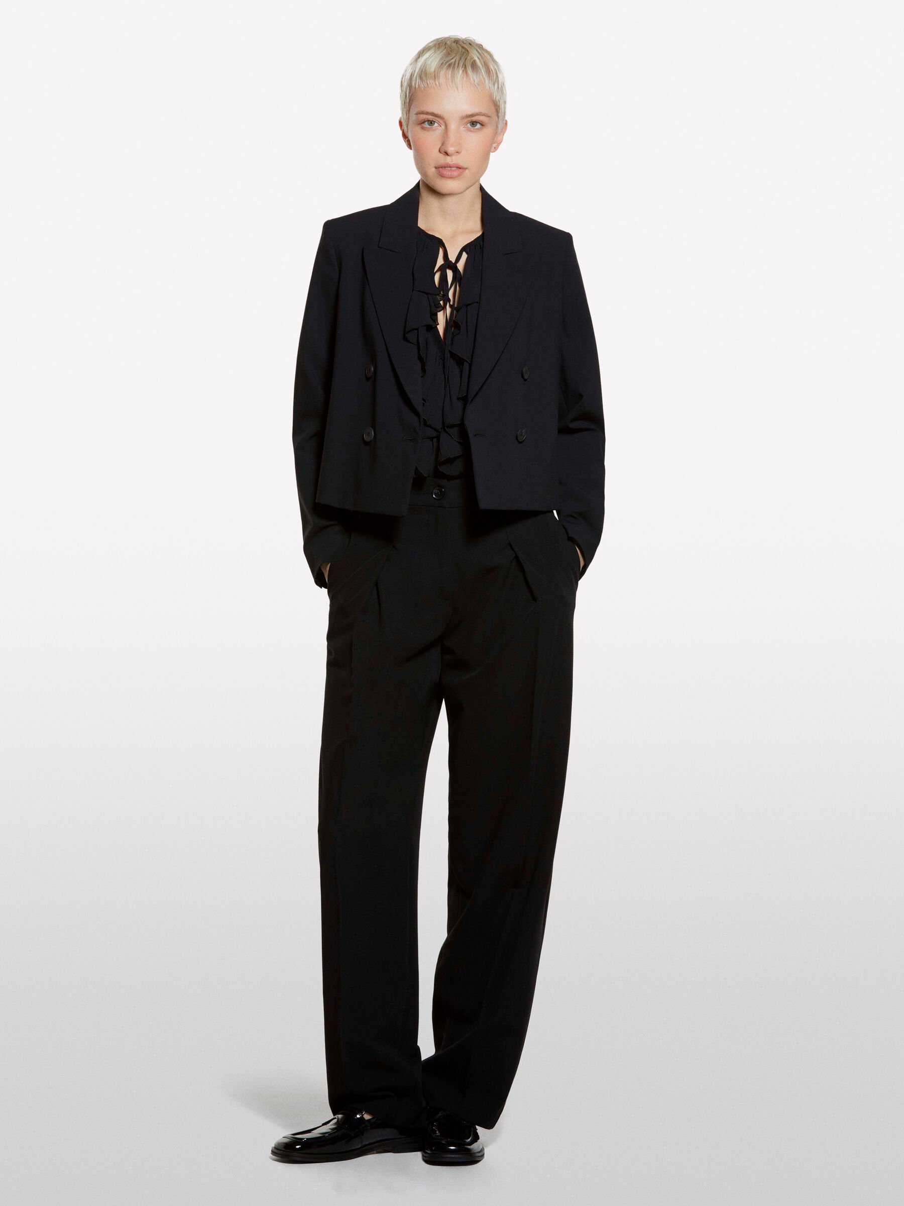 TROUSERS Damen image number null