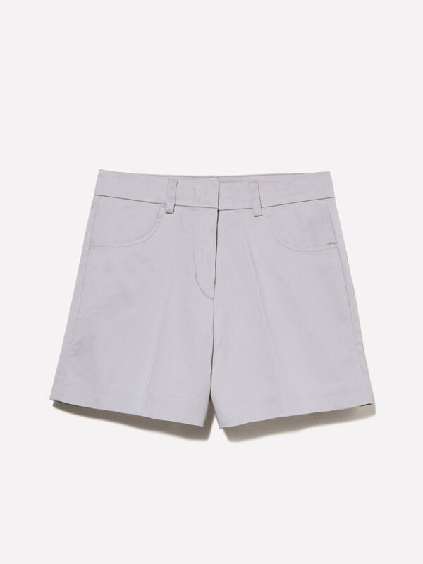 Graue Shorts mit hoher Taille Graue Shorts mit hoher Taille - shorts und kurze hosen für damen | Sisley