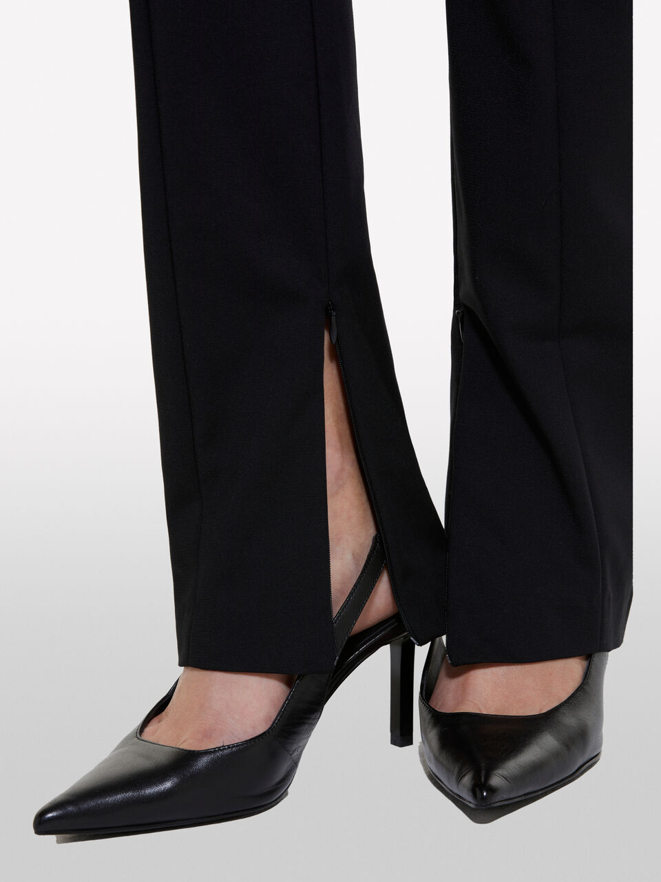 TROUSERS Damen image number null