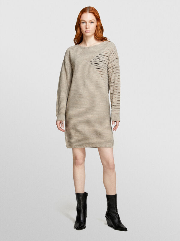 Beiges Strickkleid mit Patchwork - kurze kleider f&uuml;r damen | Sisley