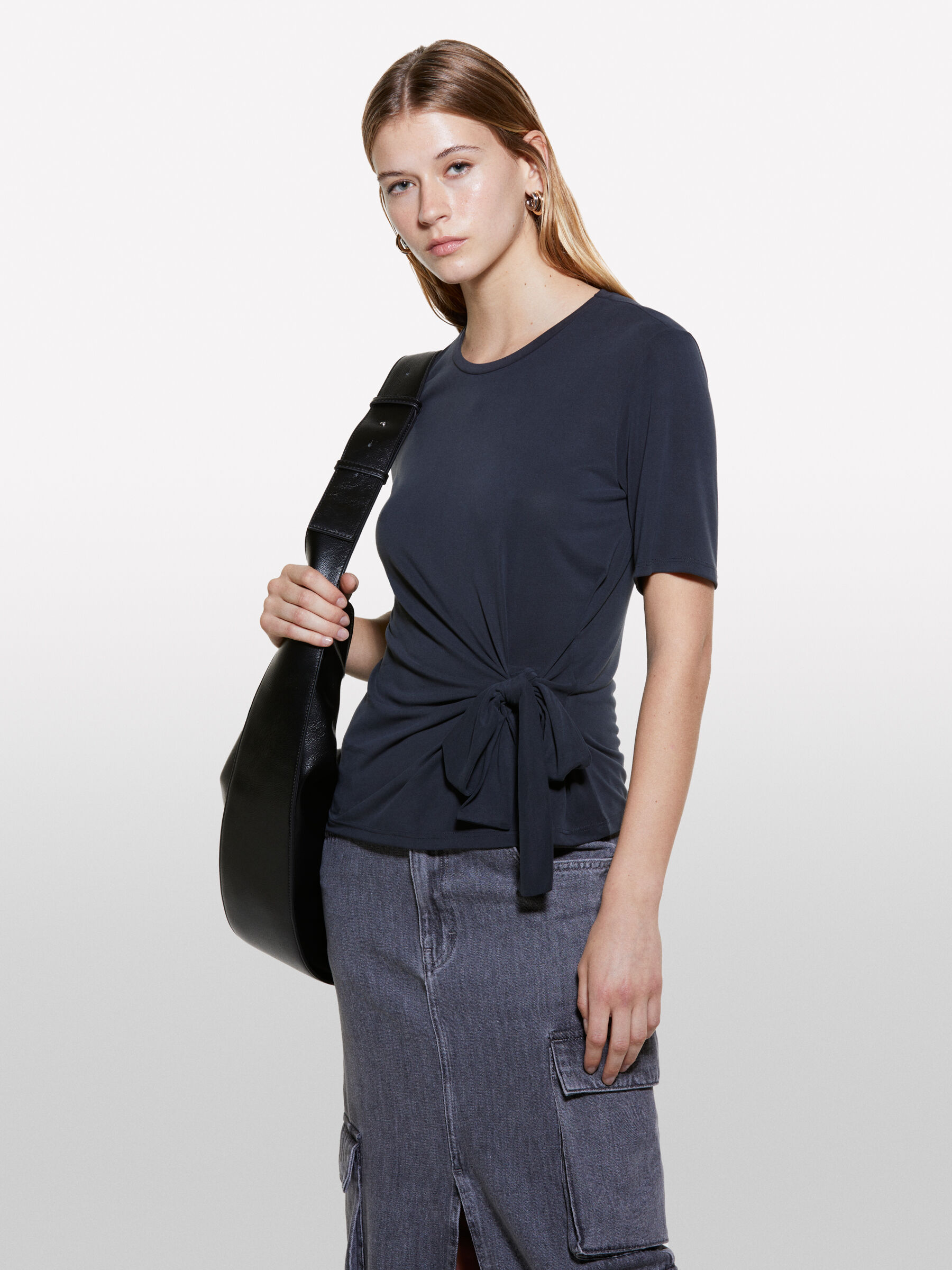 T-SHIRT Damen image number null