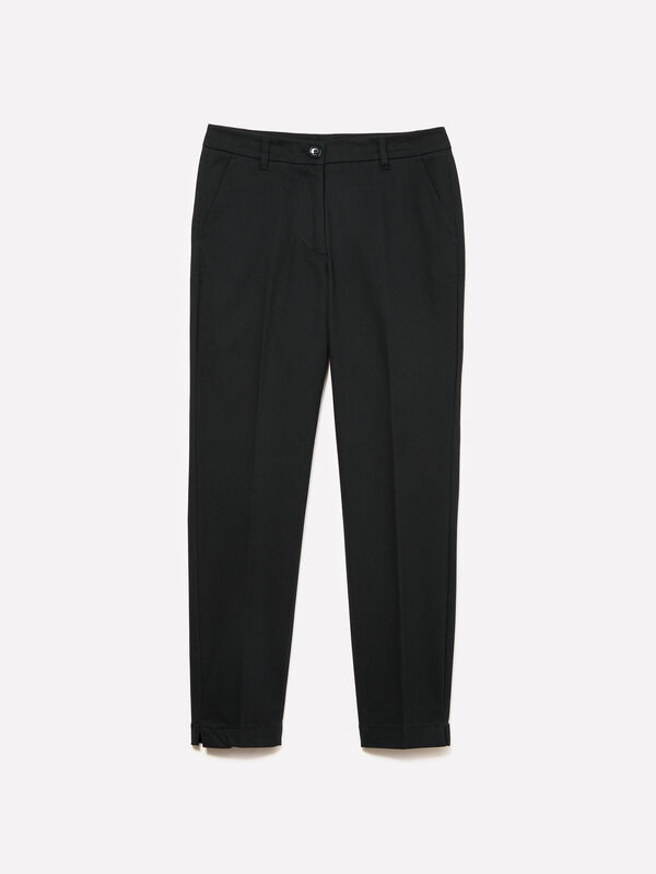 Schwarze Slim Fit Chinos - slim fit hosen für damen | Sisley