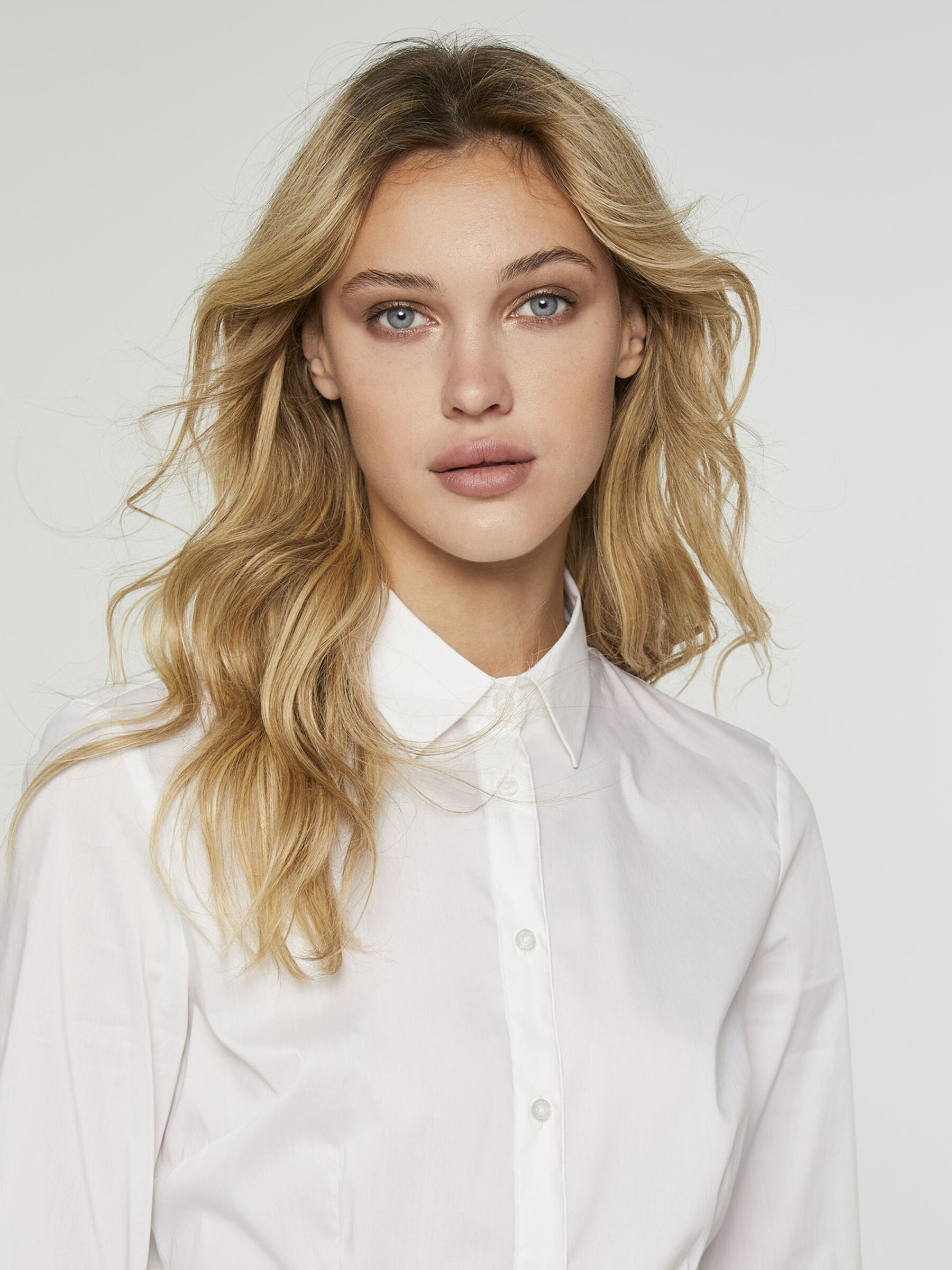 Slim-Fit-Bluse Damen image number null