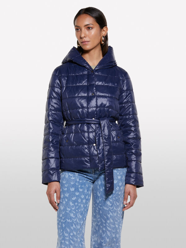 Wattierte Jacke in Blau mit Schärpe - daunenjacken und wattierte jacken für damen | Sisley