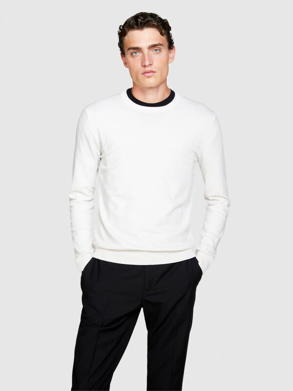 Einfarbiger Pullover