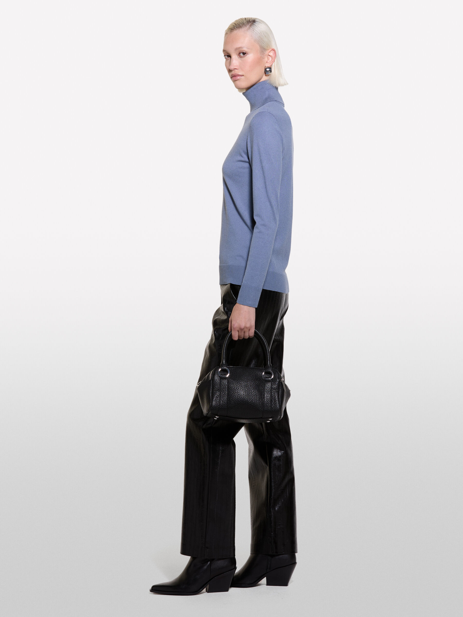 TURTLE NECK SWEATER Damen image number null