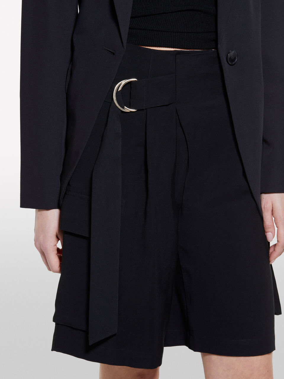 BERMUDA Damen image number null